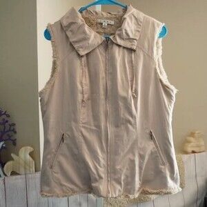 Cabi sz M Fuzzy Lined Vest Tan
